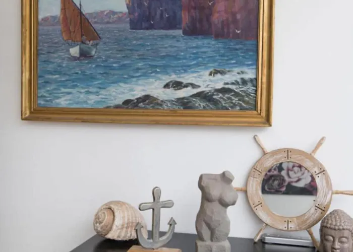 The Horizon In Center * Split