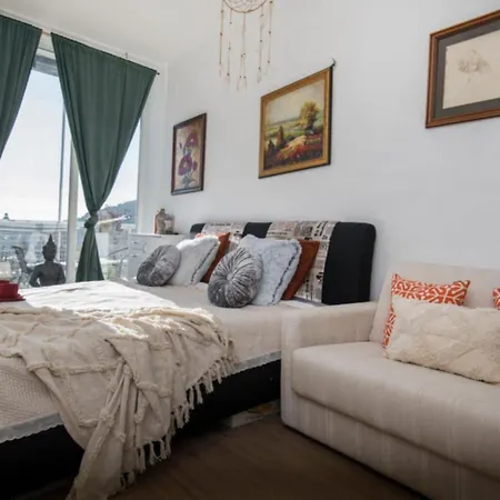 アパート The Horizon In Center *